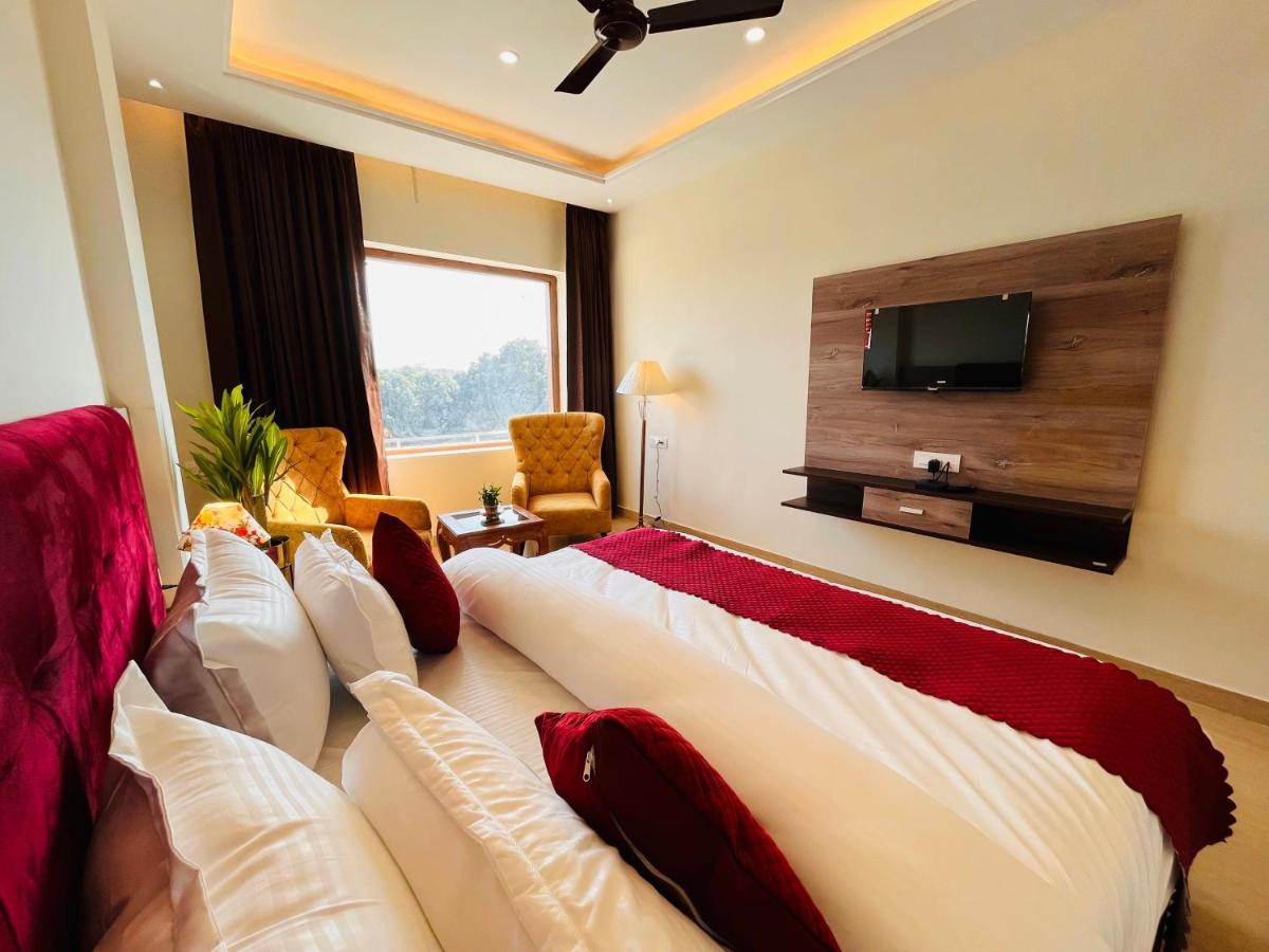 Ganges Blossam - A Four Star Luxury Hotel & Resort Haridwār Esterno foto