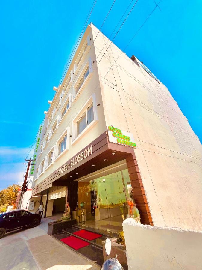 Ganges Blossam - A Four Star Luxury Hotel & Resort Haridwār Esterno foto